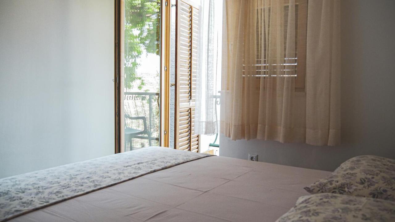 Fully Renovated One Bedroom Apartment With A Seaview - A Sevid Exterior photo